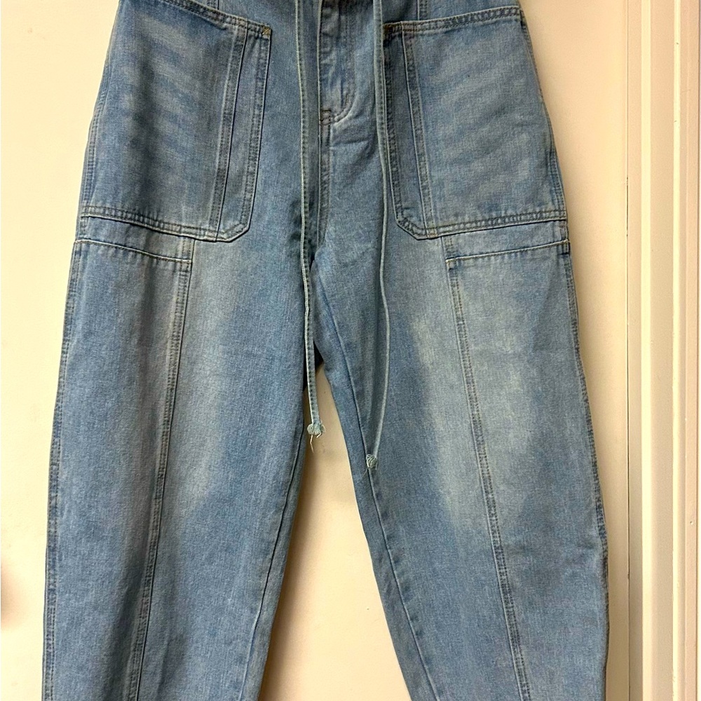 Women’s Denim Light Blue Elastic Waist Size 14